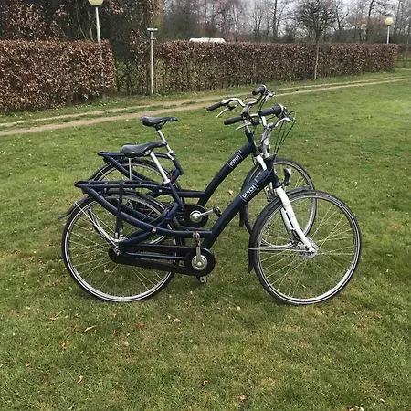Charmante Woning Op Rustig Park Met Fietsen * Epe