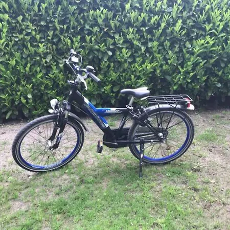 Charmante Woning Op Rustig Park Met Fietsen